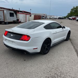 FORD MUSTANG ECOBOOST - 8