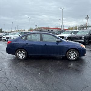 HYUNDAI ELANTRA - 10