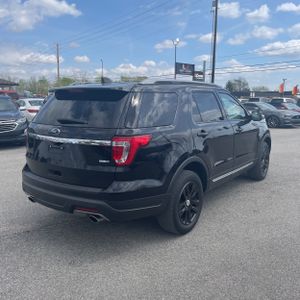 FORD EXPLORER XLT - 8