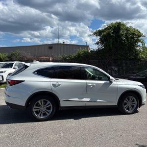 2023 Acura MDX SH-AWD photo 10
