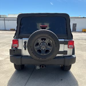 Jeep Wrangler Unlimited Sport - 7