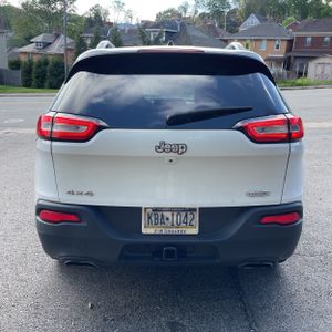 JEEP CHEROKEE LATITUDE - 7