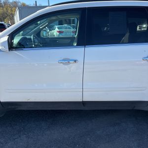 CHEVROLET TRAVERSE - 4