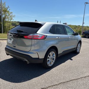 FORD EDGE TITANIUM - 8