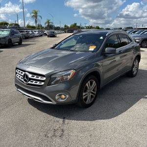 صورة 1 لـ 2018 Mercedes-BENZ GLA