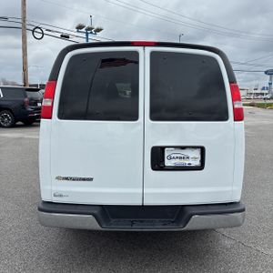 CHEVROLET EXPRESS LT 3500 - 7