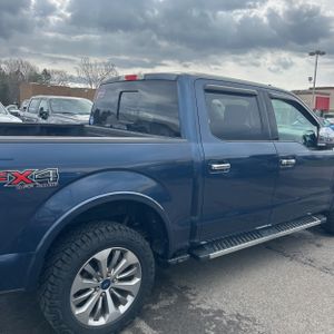 FORD F-150 LARIAT - 9