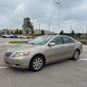 TOYOTA CAMRY - 1