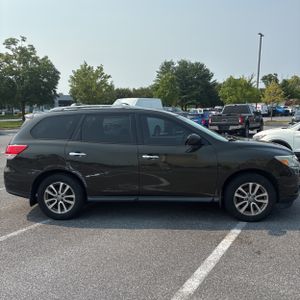 صورة 10 لـ 2015 Nissan PATHFINDER S