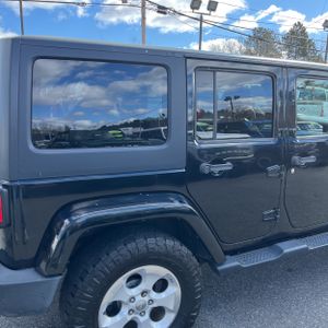 JEEP WRANGLER UNLIMITED SAHARA - 8