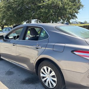 صورة 6 لـ 2020 Toyota CAMRY L