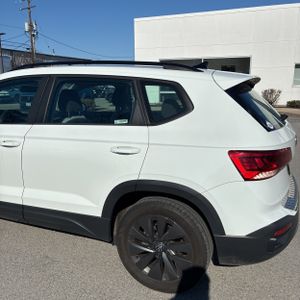 VOLKSWAGEN TAOS S 4MOTION - 6