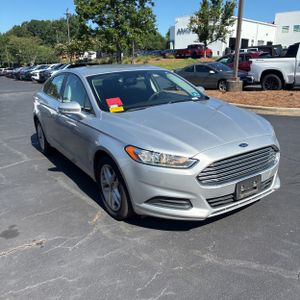 FORD FUSION SE - 10