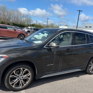BMW X1 XDRIVE28I - 2