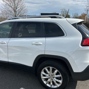 JEEP CHEROKEE LIMITED - 6