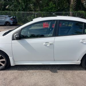 2012 Nissan SENTRA 2.0 SR 照片 4