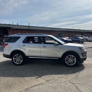 FORD EXPLORER LIMITED - 10
