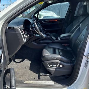 2019 Porsche CAYENNE S 照片 31