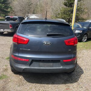 KIA SPORTAGE EX - 7