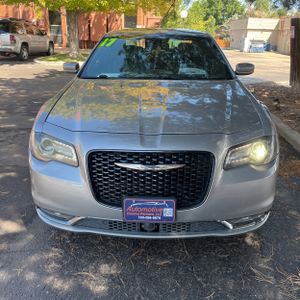 2017 Chrysler 300 300S 照片 14