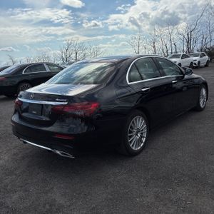 MERCEDES-BENZ E-CLASS - 8