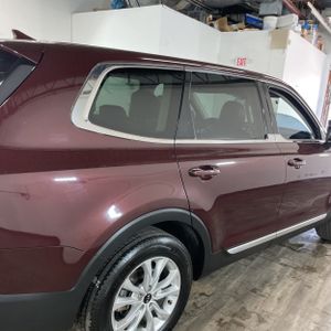 KIA TELLURIDE LX - 9