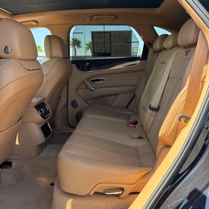 2017 Bentley BENTAYGA BASE — фото 33