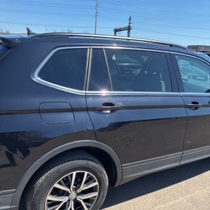 VOLKSWAGEN TIGUAN SE 4MOTION - 9