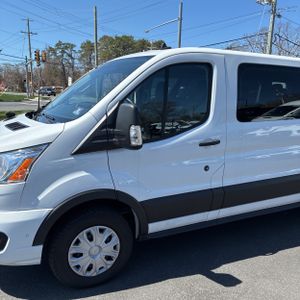 FORD TRANSIT-350 PASSENGER V. XLT - 2