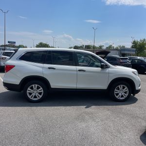 HONDA PILOT LX - 10