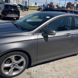 FORD FUSION SE - 2
