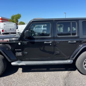 JEEP WRANGLER UNLIMITED SAHARA - 4