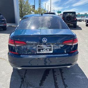 VOLKSWAGEN PASSAT SE - 7