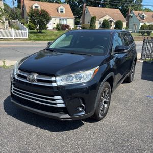 2018 Toyota HIGHLANDER LE — фото 1