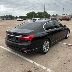 BMW 7 SERIES 750I - 8