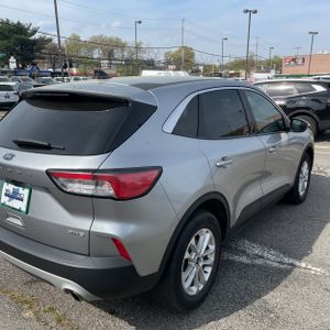 FORD ESCAPE SE - 8