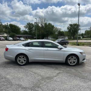 CHEVROLET IMPALA LT - 10