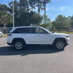 JEEP GRAND CHEROKEE LIMITED - 10