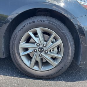 2019 KIA OPTIMA LX — миниатюра 20