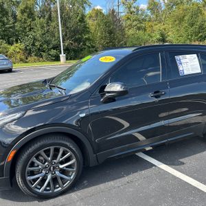2019 Cadillac XT4 SPORT — фото 2