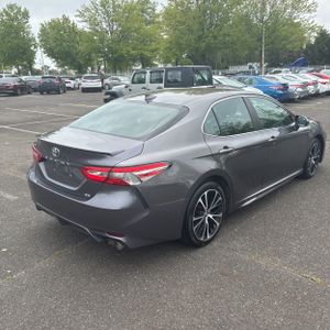 TOYOTA CAMRY - 8