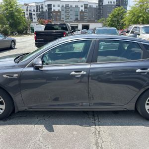 2018 KIA OPTIMA LX — фото 3