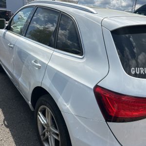 AUDI Q5 2.0T PREMIUM - 6
