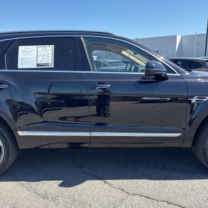2017 Bentley BENTAYGA BASE — фото 11
