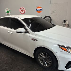 2020 KIA OPTIMA LX — миниатюра 13