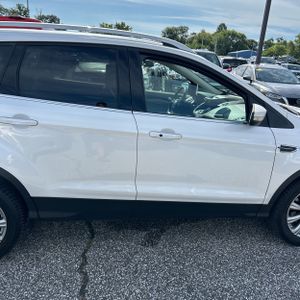 صورة مصغرة 11 لـ 2018 FORD ESCAPE TITANIUM