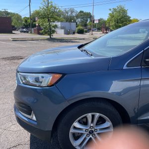 FORD EDGE SEL - 2