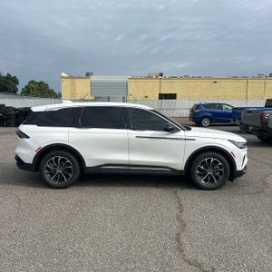 LINCOLN NAUTILUS PREMIERE - 10