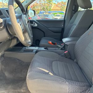 صورة مصغرة 32 لـ 2018 Nissan FRONTIER SV