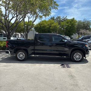 2024 Chevrolet SILVERADO 1500 LT 照片 10